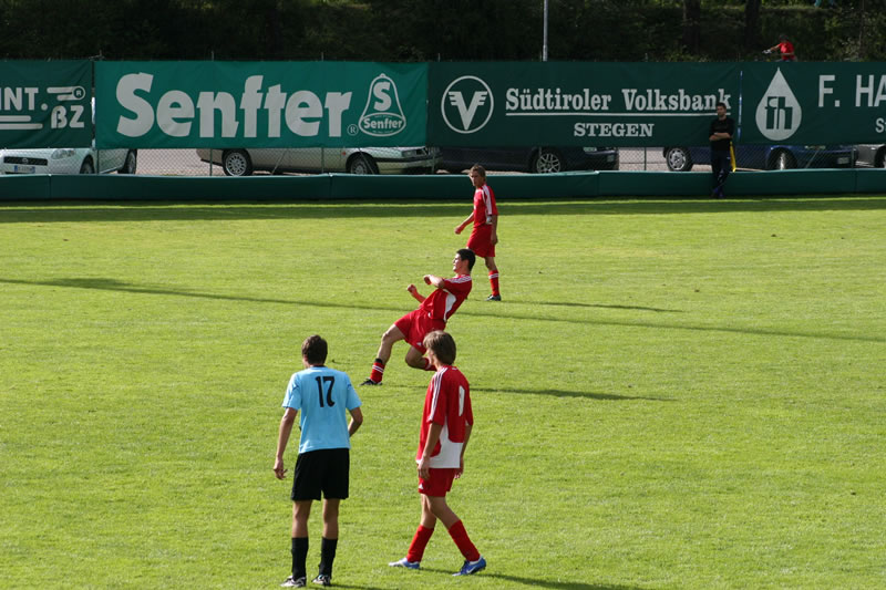 gal/Stadtturnier2007 - Spiel um Platz3 gegen Ahrntal/2007-08-12 SVR gg. SSV Ahrntal beim Stadtrurnier 144.jpg